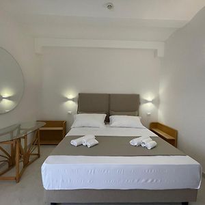 Camera con letto king size